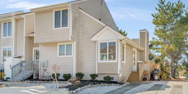 Experience Coastal Bliss at La Quinta Towers in Wildwood Crest